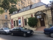 Satılır 2 otaqlı 300 m2 ofis Nizami m.