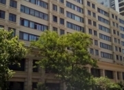 Satılır 3 otaqlı 100 m2 köhnə tikili Səməd Vurğun parkı