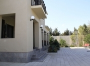 İcarəyə verilir 5 otaqlı 2000 m2 bağ evi Maştağa