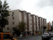 Satılır 3 otaqlı 70 m2 köhnə tikili İnşaatçılar m.