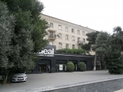 Satılır 2 otaqlı 58 m2 köhnə tikili Hüseyn Cavid parkı