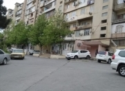 Satılır 3 otaqlı 80 m2 köhnə tikili İnşaatçılar m.