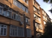 Satılır 4 otaqlı 105 m2 köhnə tikili 8 mkr