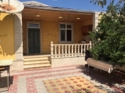 Satılır 3 otaqlı 90 m2 həyət evi Ramana