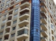 Satılır 4 otaqlı 180 m2 yeni tikili Tibb Universiteti