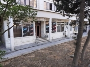 Satılır 1 otaqlı 200 m2 obyekt İnşaatçılar m.