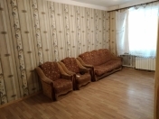 Satılır 1 otaqlı 46 m2 köhnə tikili 3 mkr