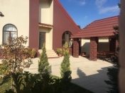 Satılır 4 otaqlı 164.2 m2 bağ evi Mərdəkan