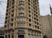 İcarəyə verilir 3 otaqlı 125 m2 yeni tikili Nizami m.