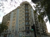 İcarəyə verilir 4 otaqlı 160 m2 yeni tikili Səbail r.