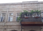 İcarəyə verilir 2 otaqlı 65 m2 köhnə tikili Səbail r.