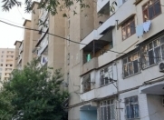 Satılır 1 otaqlı 27 m2 köhnə tikili Azadlıq prospekti m.