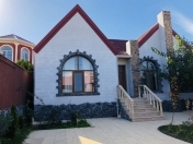 Satılır 4 otaqlı 120 m2 bağ evi Mərdəkan