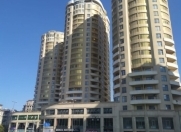 Satılır 4 otaqlı 360 m2 obyekt Dövlət Statistika Komitəsi