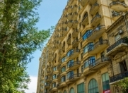 İcarəyə verilir 4 otaqlı 250 m2 yeni tikili Sahil m.