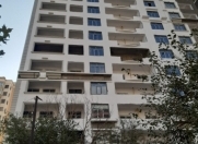 Satılır 1 otaqlı 70 m2 yeni tikili Gənclik m.