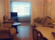 Satılır 3 otaqlı 91 m2 köhnə tikili İnşaatçılar m.