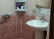 Satılır 5 otaqlı 120 m2 köhnə tikili Y.Günəşli