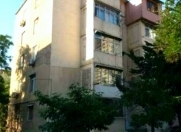 İcarəyə verilir 1 otaqlı 35 m2 köhnə tikili Elmlər Akademiyası m.