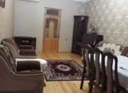 İcarəyə verilir 2 otaqlı 60 m2 köhnə tikili Xətai r.