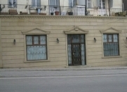 İcarəyə verilir 4 otaqlı 220 m2 ofis Bayıl