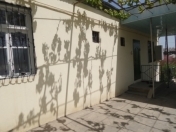 Satılır 3 otaqlı 90 m2 həyət evi Qaraçuxur
