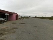 Satılır 4 otaqlı 250 m2 obyekt Salyan