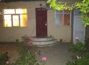 Satılır 3 otaqlı 80 m2 həyət evi Xırdalan