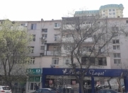 Satılır 3 otaqlı 90 m2 köhnə tikili Asan Xidmət-3