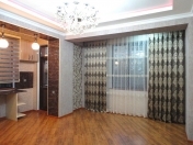 Satılır 3 otaqlı 75 m2 yeni tikili Neapol dairəsi