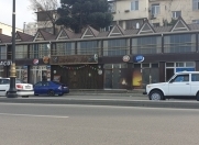 Satılır 10 otaqlı 400 m2 obyekt Elmlər Akademiyası m.