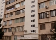 Satılır 3 otaqlı 85 m2 köhnə tikili 8 mkr