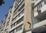 Satılır 3 otaqlı 85 m2 köhnə tikili İnşaatçılar m.