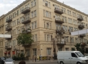İcarəyə verilir 3 otaqlı 100 m2 köhnə tikili Sahil m.