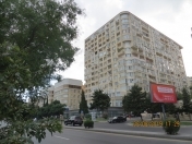 Satılır 3 otaqlı 160 m2 yeni tikili Bakı Dövlət Universiteti