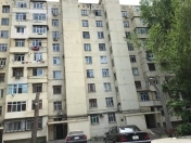 Satılır 3 otaqlı 72 m2 köhnə tikili Neapol dairəsi