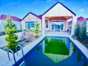 Satılır 4 otaqlı 170 m2 bağ evi Mərdəkan