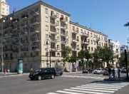 İcarəyə verilir 2 otaqlı 55 m2 köhnə tikili 28 May m.