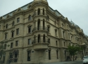 Satılır 5 otaqlı 170 m2 yeni tikili Koala parkı