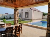 Satılır 4 otaqlı 170 m2 bağ evi Mərdəkan
