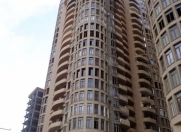 İcarəyə verilir 3 otaqlı 154 m2 yeni tikili Xətai r.