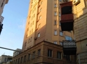 İcarəyə verilir 4 otaqlı 160 m2 yeni tikili Sahil m.