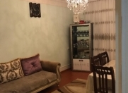 Satılır 4 otaqlı 100 m2 köhnə tikili Əhmədli m.