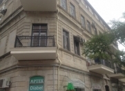 Satılır 2 otaqlı 44.4 m2 köhnə tikili Nizami m.