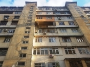 Satılır 4 otaqlı 100 m2 köhnə tikili Zərifə Əliyeva adına park