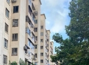 Satılır 5 otaqlı 175 m2 köhnə tikili 28 May m.