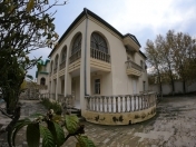 Satılır 7 otaqlı 300 m2 bağ evi Novxanı