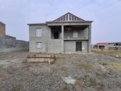 Satılır 8 otaqlı 300 m2 villa Göygöl