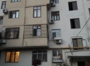 Satılır 1 otaqlı 33 m2 köhnə tikili 3 mkr