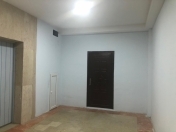 İcarəyə verilir 1 otaqlı 45 m2 ofis AMAY